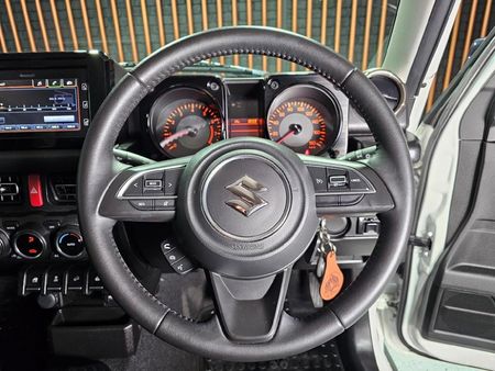 2020-Suzuki-Jimny-15-GLX_9