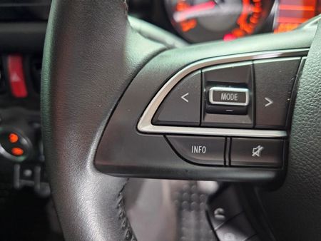 2020-Suzuki-Jimny-15-GLX_13