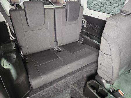 2020-Suzuki-Jimny-15-GLX_17