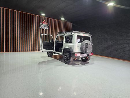 2020-Suzuki-Jimny-15-GLX_19