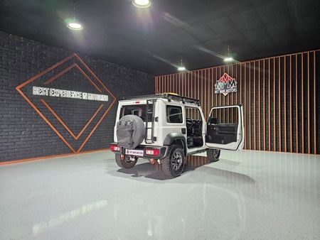 2020-Suzuki-Jimny-15-GLX_21