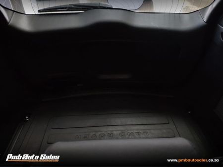 2017-Land-Rover-Discovery-Sport-20i4-D-HSE_16