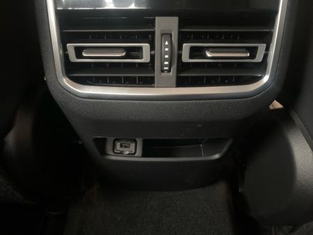 2026-Peugeot-Landtrek-19D-Allure-Double-Cab-Auto_10