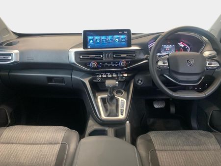 2026-Peugeot-Landtrek-19D-Allure-Double-Cab-Auto_15