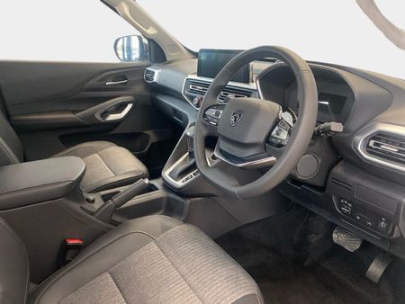 2026-Peugeot-Landtrek-19D-Allure-Double-Cab-Auto_7