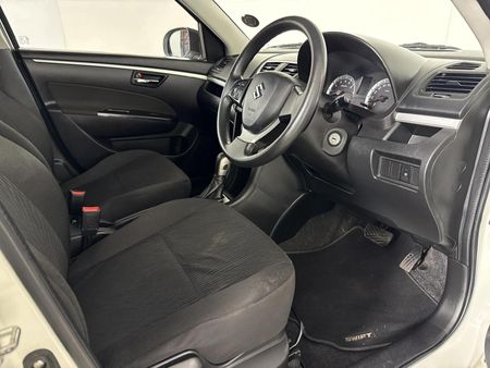 2017-Suzuki-Swift-12-GL-Auto_9