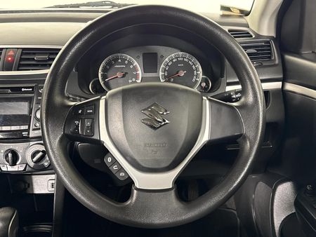 2017-Suzuki-Swift-12-GL-Auto_11