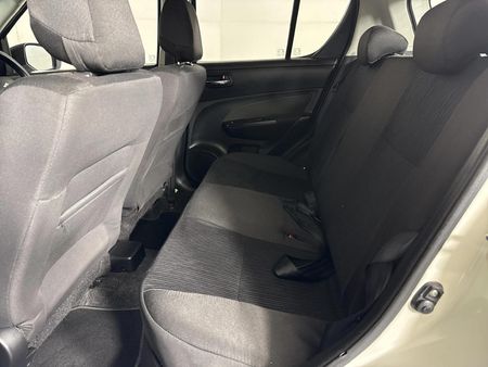 2017-Suzuki-Swift-12-GL-Auto_3