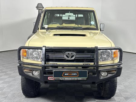 2023-Toyota-Land-Cruiser-79-45-D-Double-Cab_10