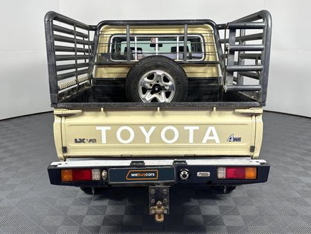 2023-Toyota-Land-Cruiser-79-45-D-Double-Cab_13