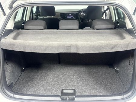 2019-Volkswagen-Polo-10-TSI-Trendline_13