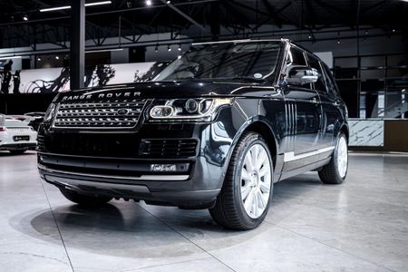 2015-Land-Rover-Range-Rover-30-TD-V6-Vogue_8