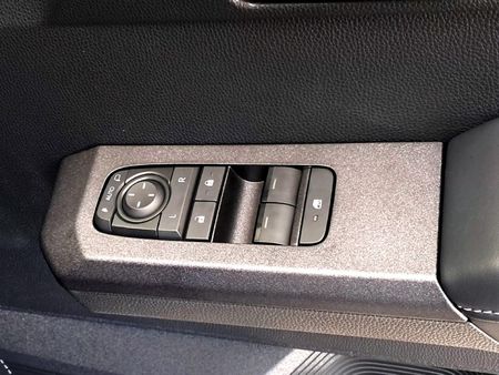 2026-Toyota-Hilux-28-GD-6-RB-Raider-X-Auto-Extended-Cab_18