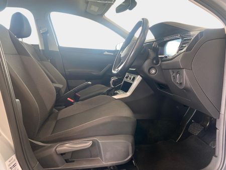 2025-Volkswagen-Polo-10-TSI-Life-Auto-DSG_8