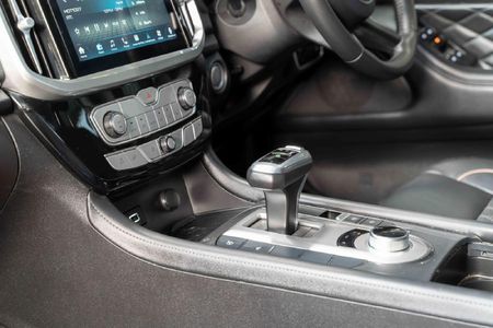 2024-GWM-P-Series-PV-20-TD-LT-4x4-Auto-Double-Cab_16