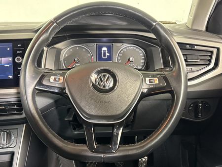2019-Volkswagen-Polo-10-TSI-Comfortline_12