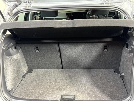 2019-Volkswagen-Polo-10-TSI-Comfortline_14