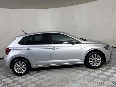 2019-Volkswagen-Polo-10-TSI-Comfortline_17