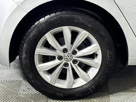 2019-Volkswagen-Polo-10-TSI-Comfortline_6