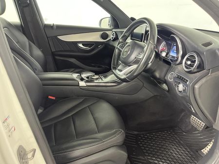 2016-Mercedes-Benz-GLC-250d-Off-Road_9