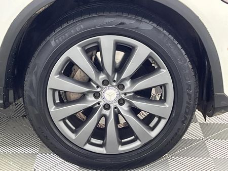 2016-Mercedes-Benz-GLC-250d-Off-Road_5