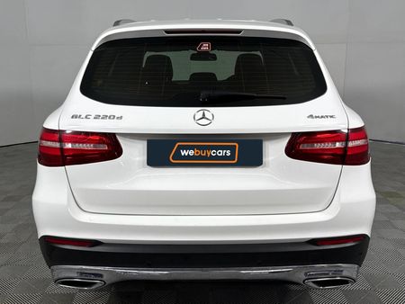 2018-Mercedes-Benz-GLC-220d_17
