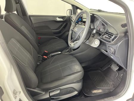 2021-Ford-Fiesta-10-EcoBoost-Titanium-Auto-5-dr_9
