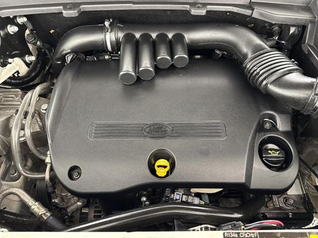 2010-Land-Rover-Freelander-II-22-TD4-SE-Auto_12