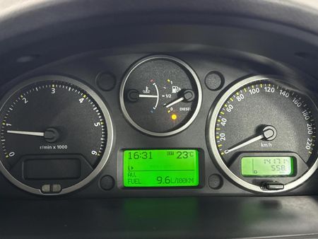 2010-Land-Rover-Freelander-II-22-TD4-SE-Auto_2