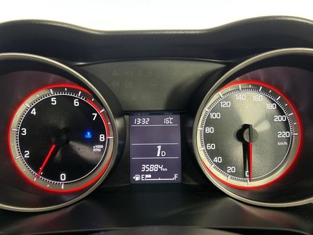 2024-Suzuki-Swift-12-GLX-Auto_2