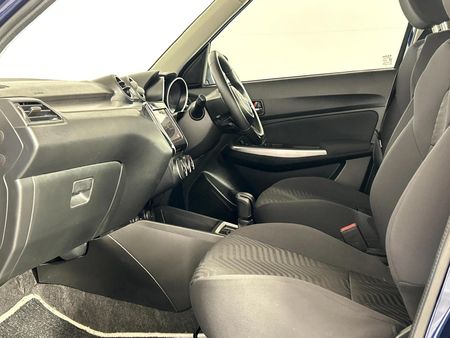 2024-Suzuki-Swift-12-GLX-Auto_8