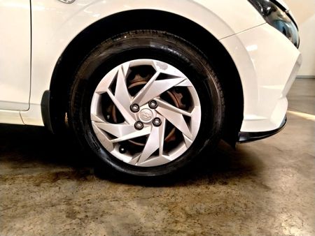 2021-Hyundai-i20-12-Motion_9