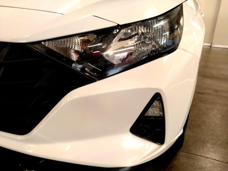 2021-Hyundai-i20-12-Motion_7