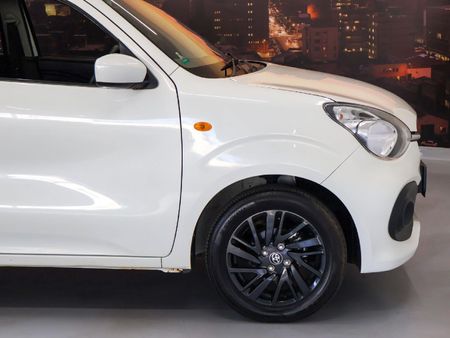 2026-Toyota-Vitz-10-XR-AMT_4