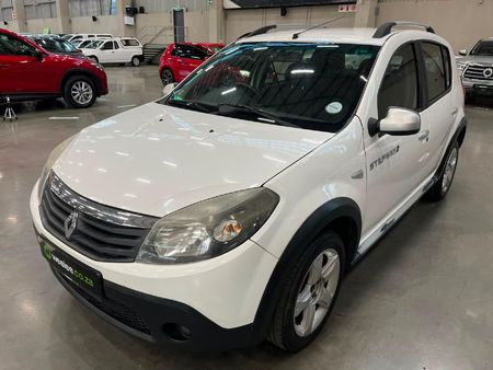 2014-Renault-Sandero-16-Stepway_6