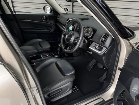 2019-MINI-Countryman-Cooper-S-Auto_10