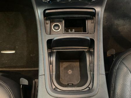 2014-Mercedes-Benz-B-Class-B-180-BE-Auto_23