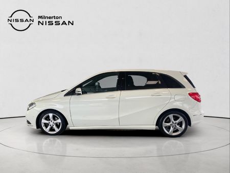 2014-Mercedes-Benz-B-Class-B-180-BE-Auto_5