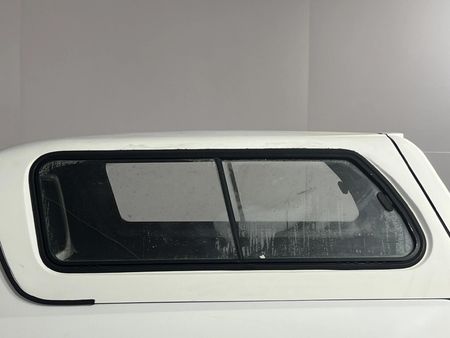 2014-Nissan-NP200-15-dCi-Safety-Pack_9