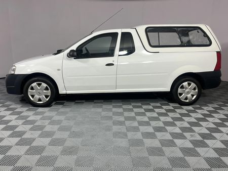 2014-Nissan-NP200-15-dCi-Safety-Pack_14