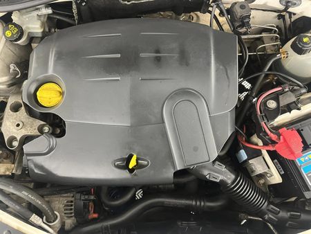 2014-Nissan-NP200-15-dCi-Safety-Pack_8
