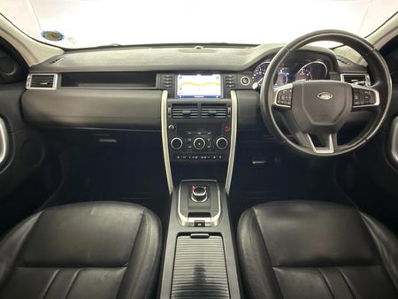 2019-Land-Rover-Discovery-Sport-20i4-D-SE_1