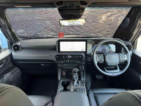 2026-Toyota-Land-Cruiser-Prado-VX-R-28GD-Auto_11