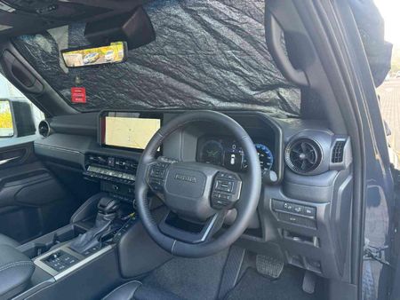 2026-Toyota-Land-Cruiser-Prado-VX-R-28GD-Auto_26