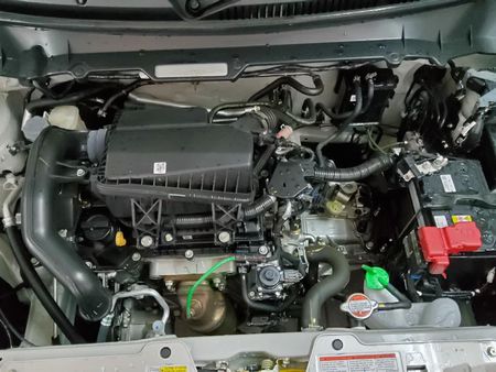 2025-Toyota-Vitz-10_12