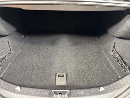 2017-Mercedes-Benz-CLA-200-AMG-Auto_10