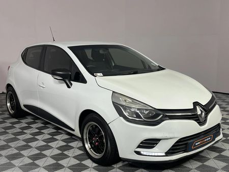 2019-Renault-Clio-IV-900T-Authentique-5-dr-66kW_15