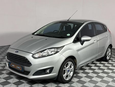 2016-Ford-Fiesta-10-EcoBoost-Trend-5-dr_0