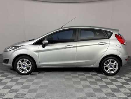 2016-Ford-Fiesta-10-EcoBoost-Trend-5-dr_19