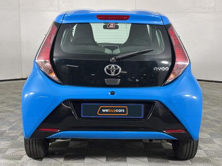 2017-Toyota-Aygo-10-5-dr_14